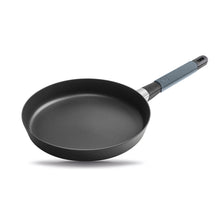 Lade das Bild in den Galerie-Viewer, BRATPFANNE 28cm